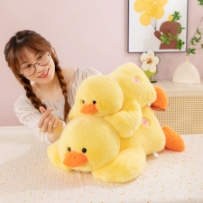 跨境新款小黄鸭毛绒玩具可爱安抚趴趴鸭公仔娃娃机兑换礼品