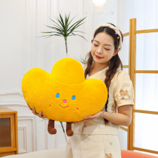 元宝公仔抱枕现货供应